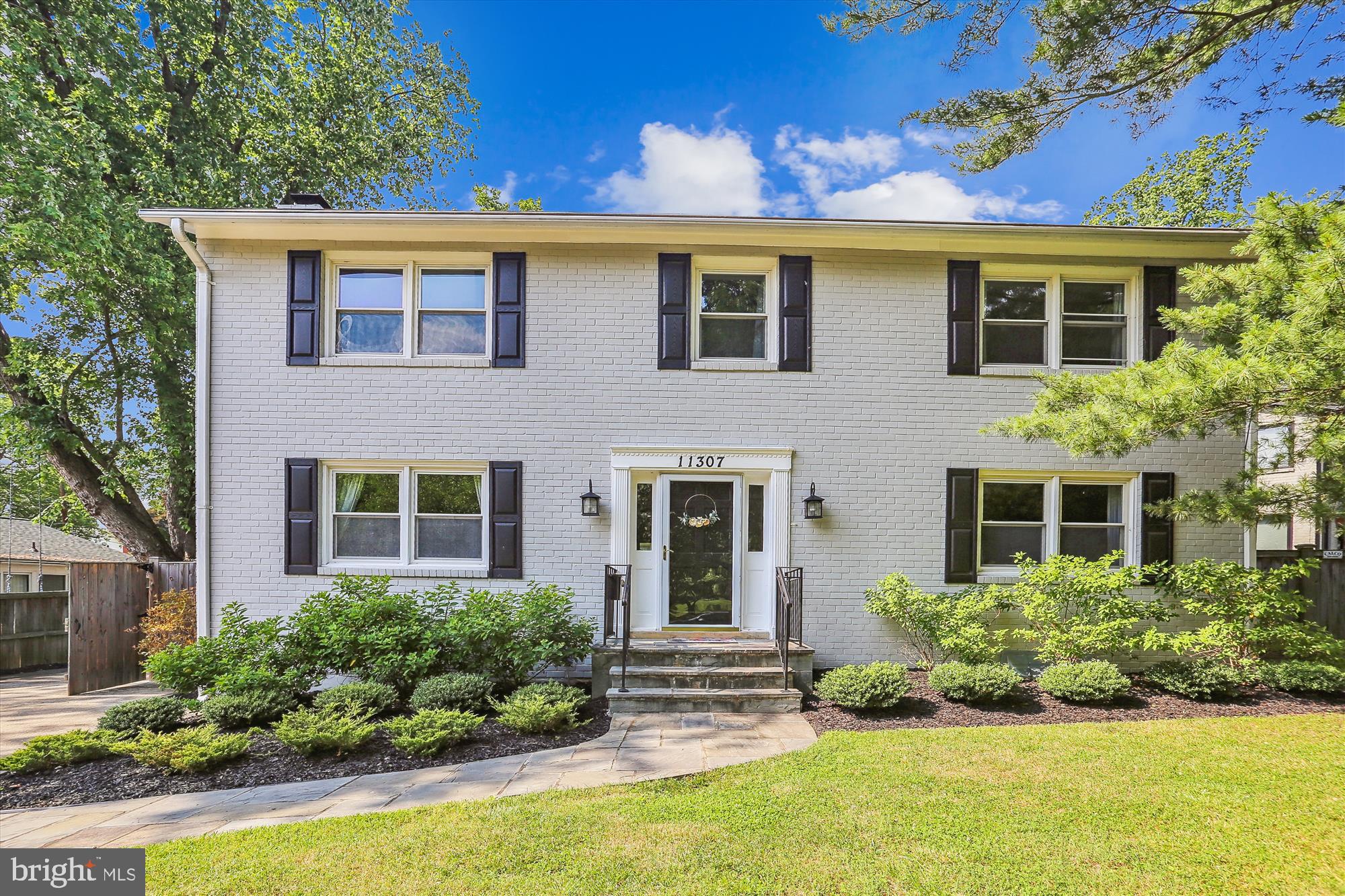 11307 Soward Dr