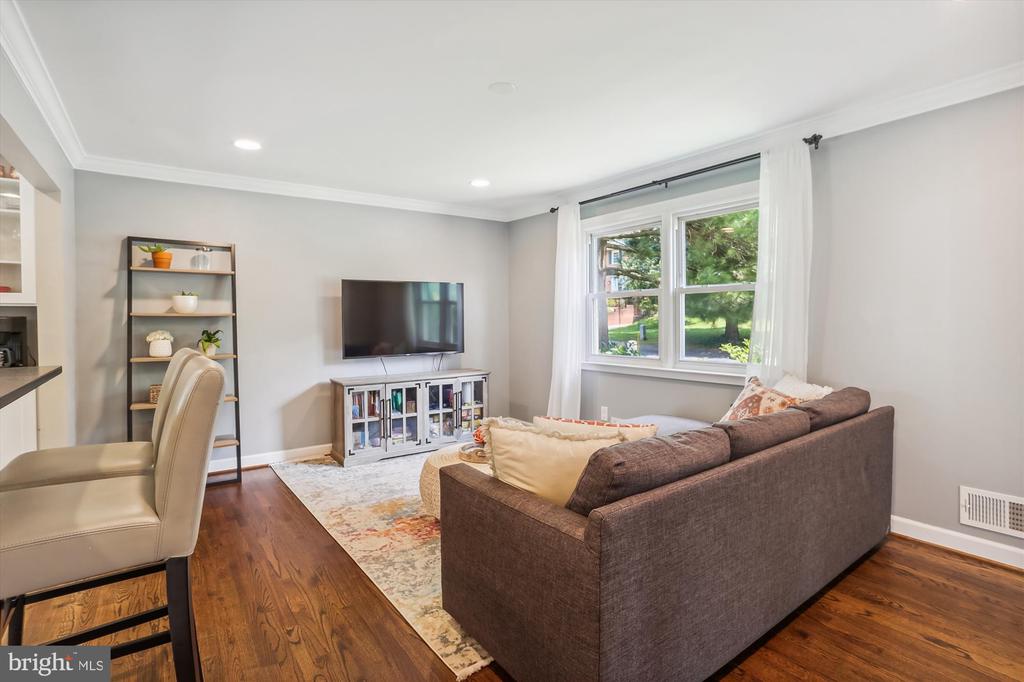 11307 Soward Dr