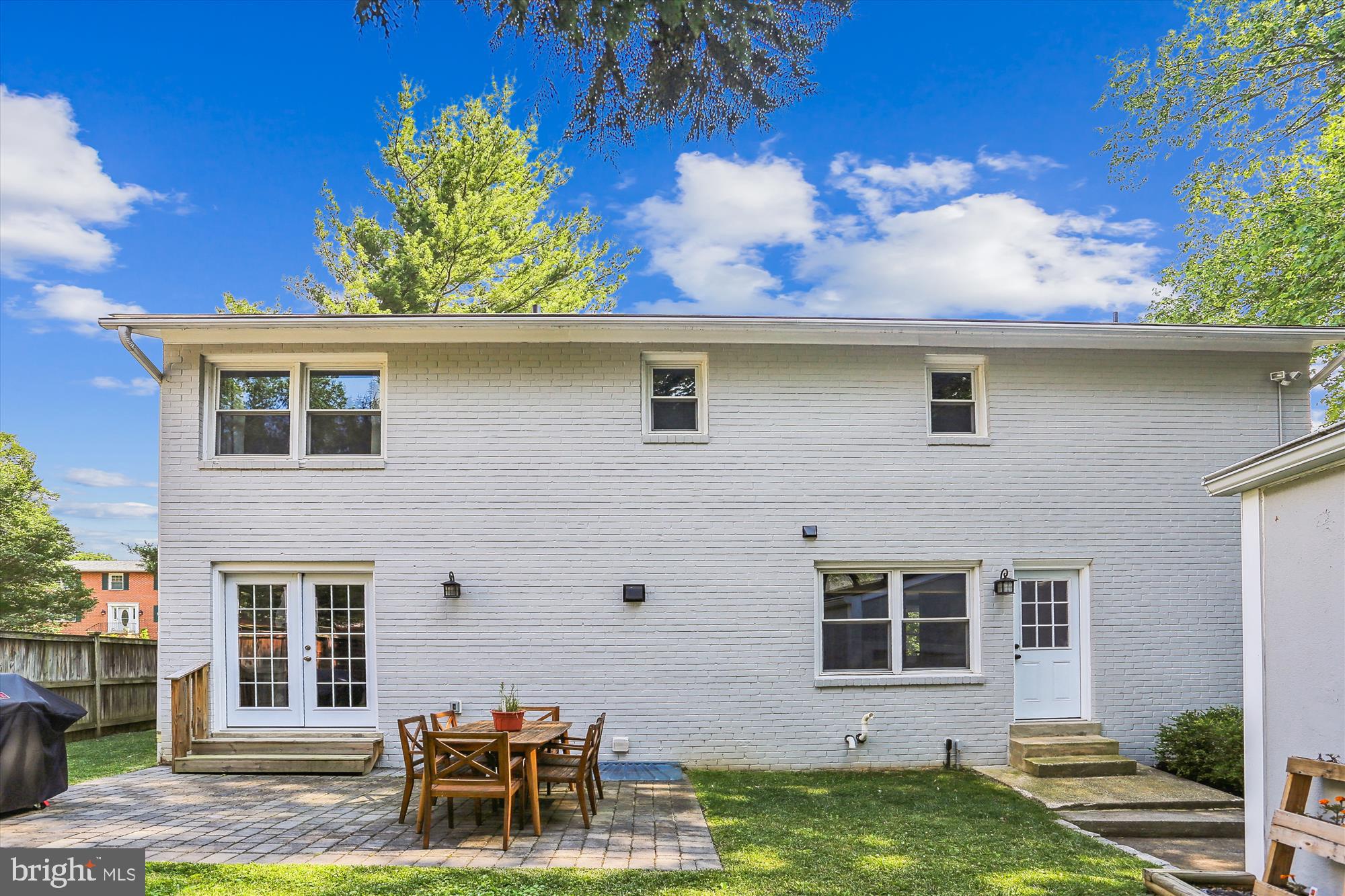 11307 Soward Dr