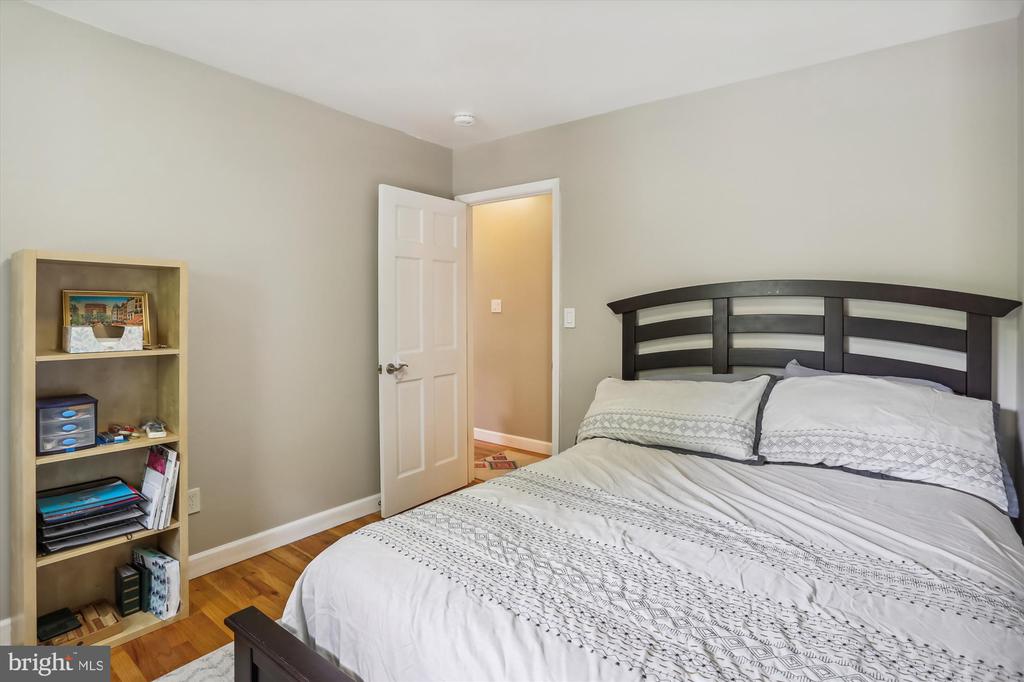 11307 Soward Dr