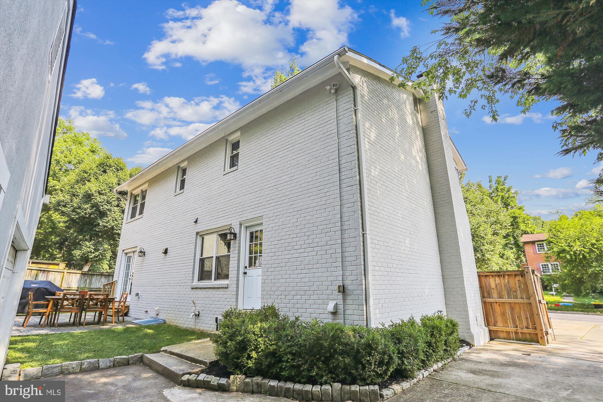 11307 Soward Dr