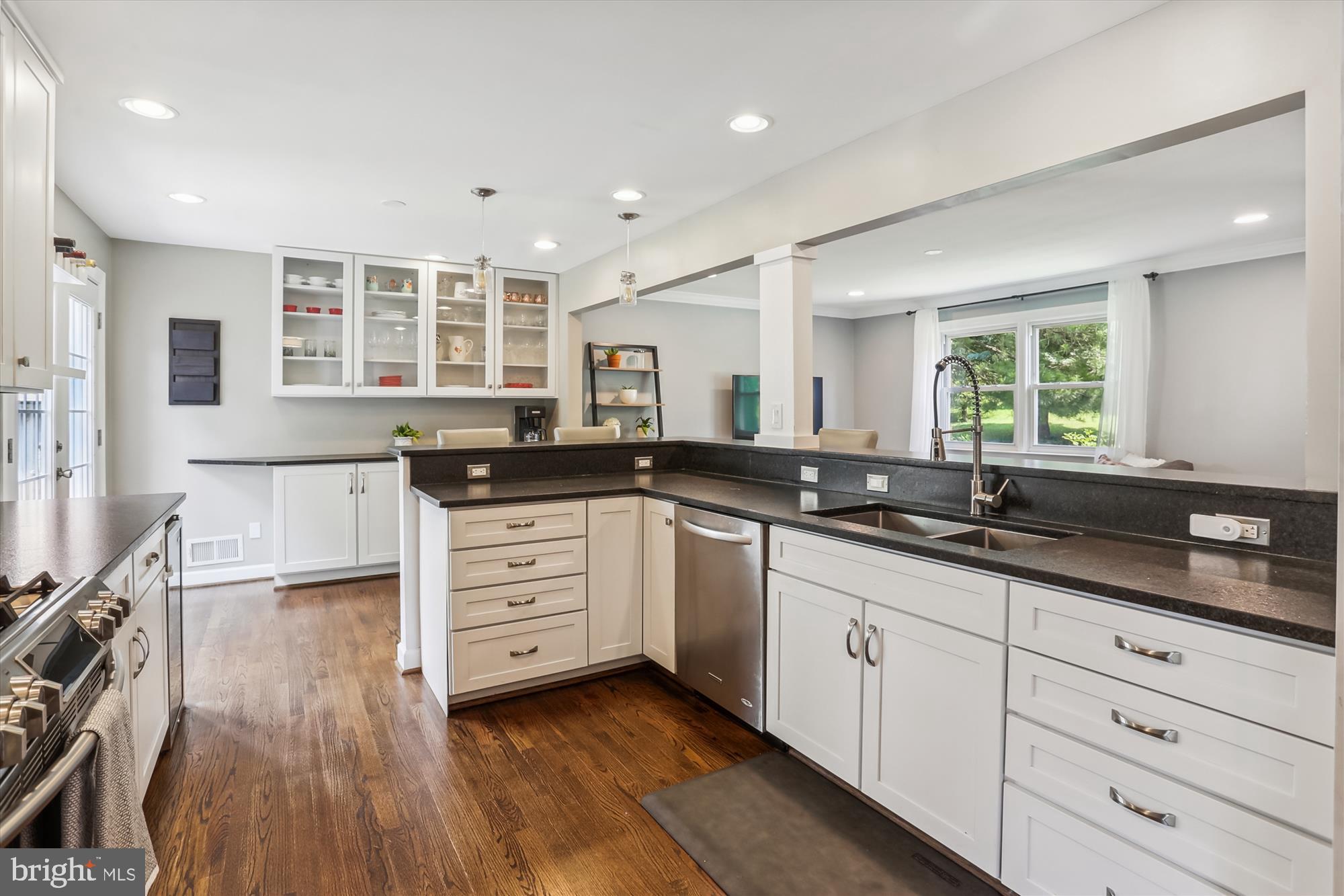11307 Soward Dr