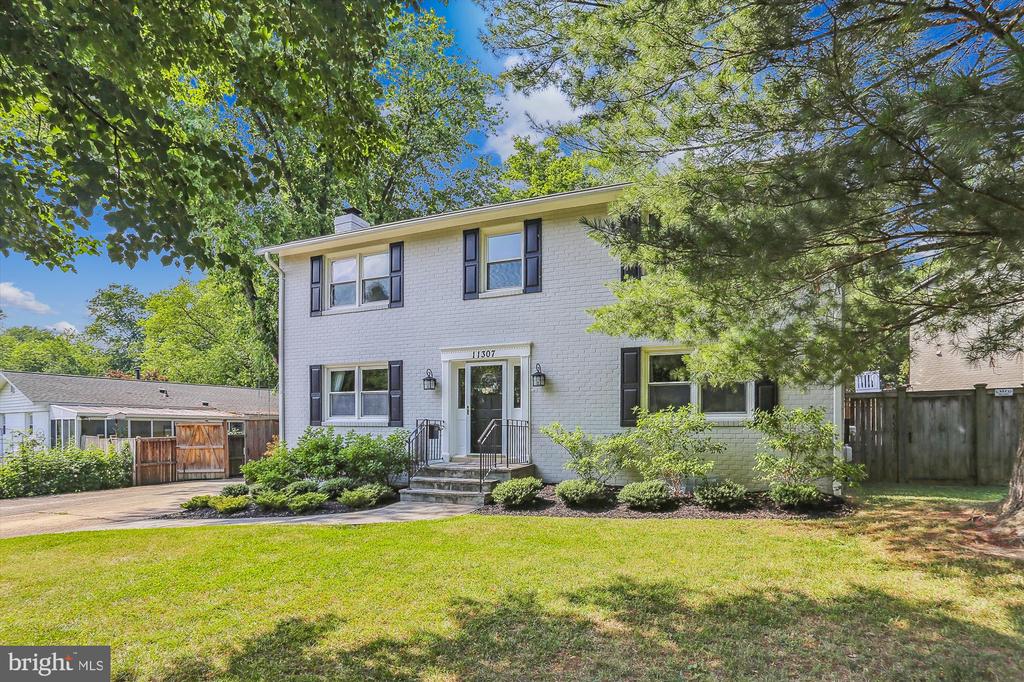 11307 Soward Dr