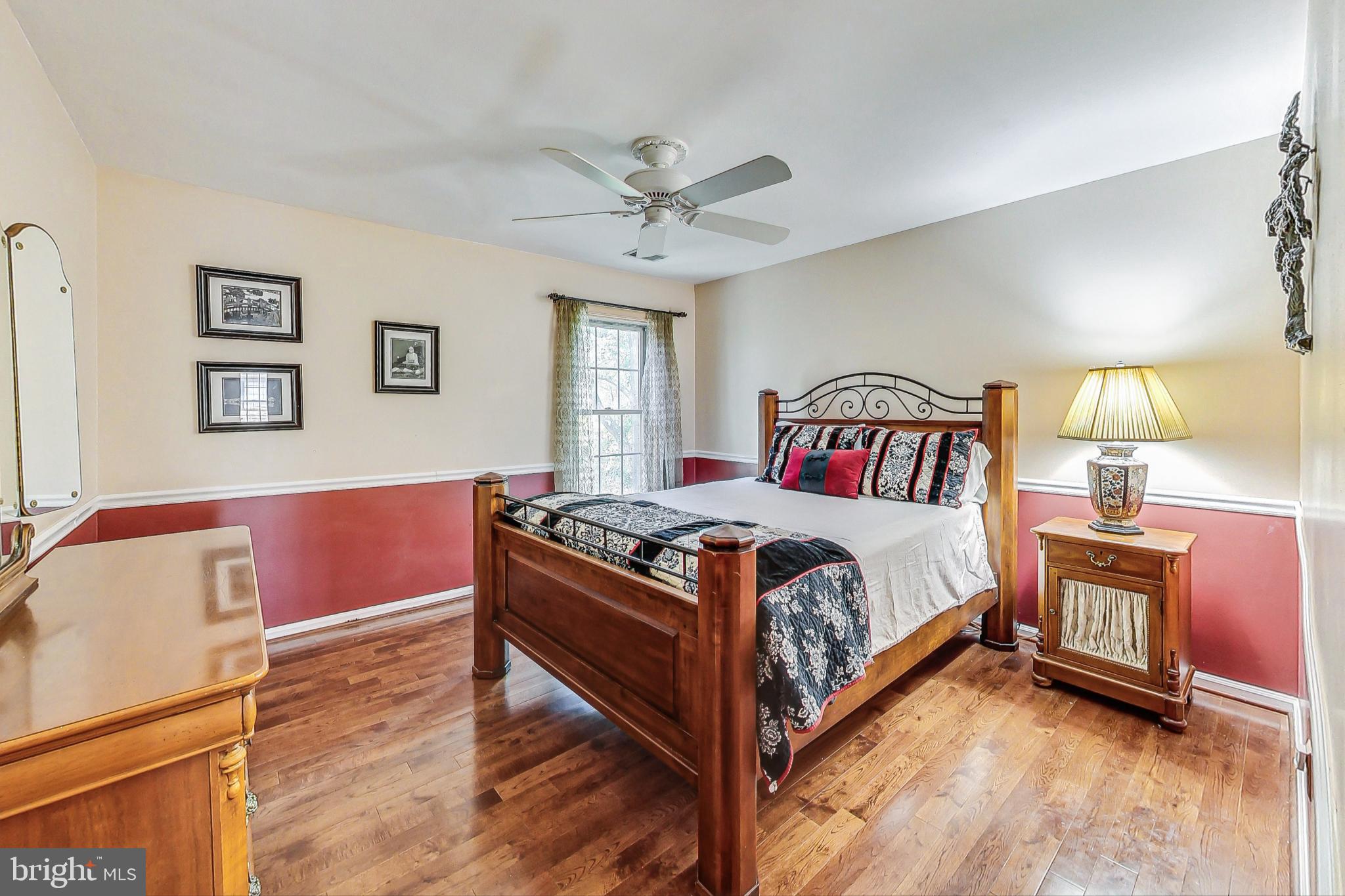 5910 Bloomingdale Ter