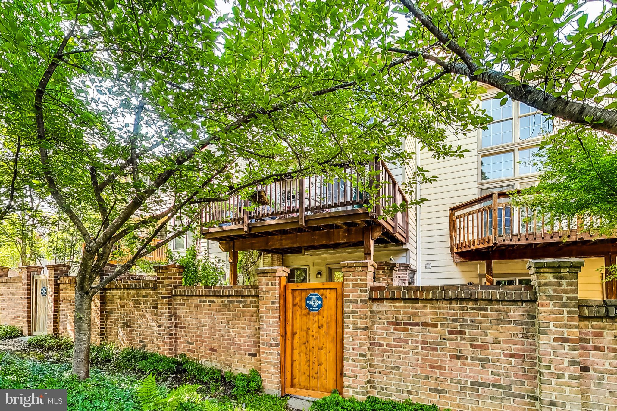 5910 Bloomingdale Ter