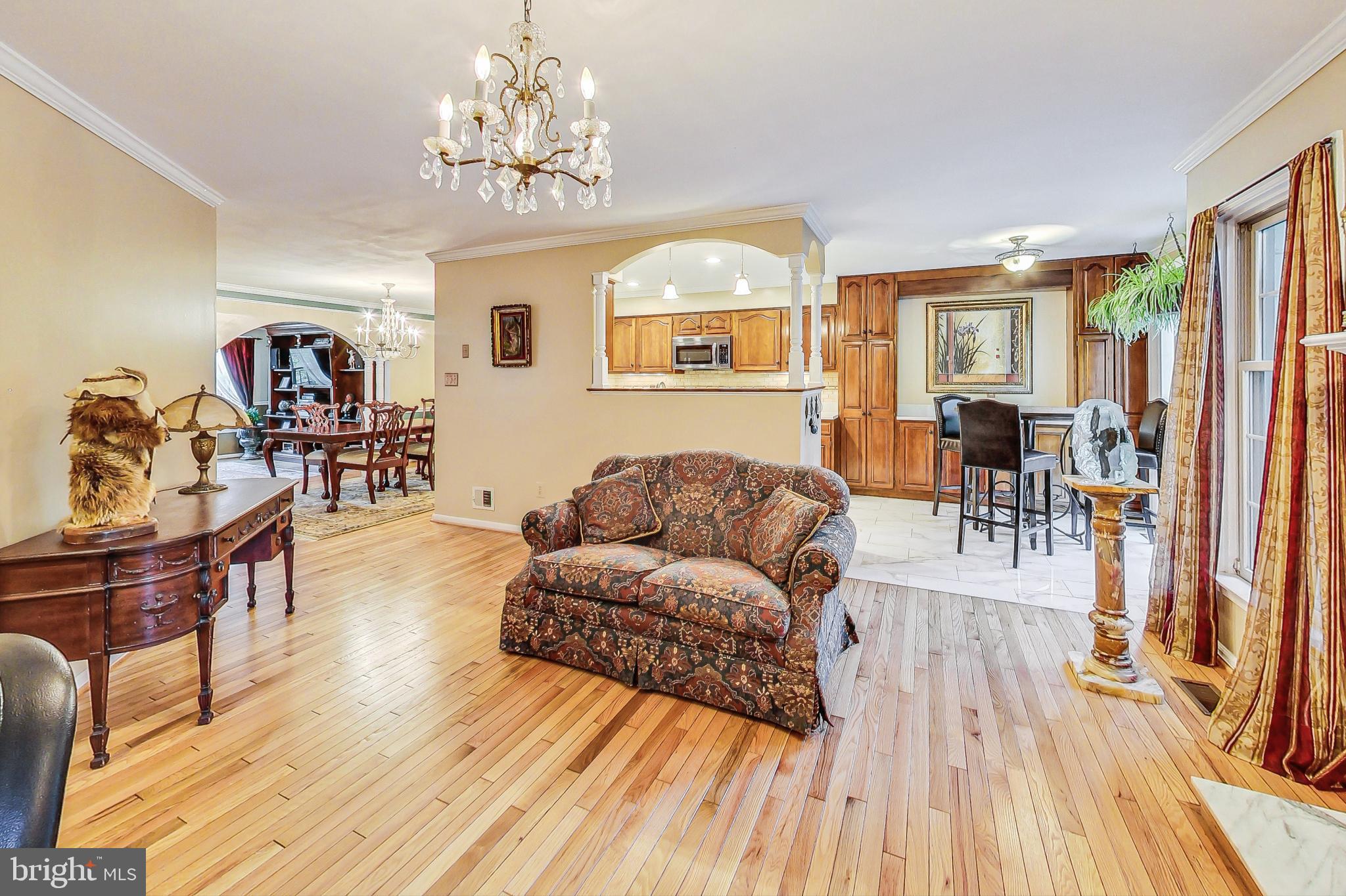 5910 Bloomingdale Ter