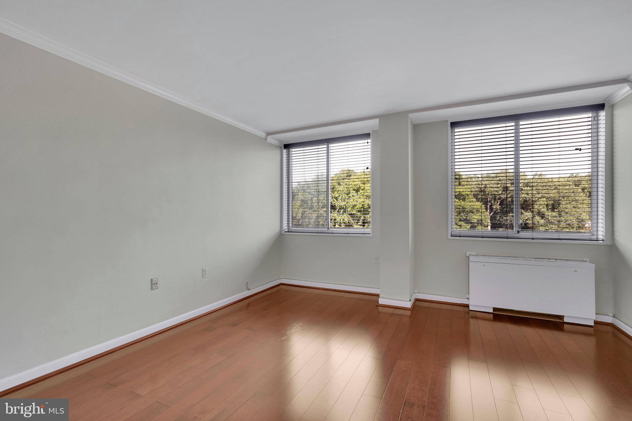 10401 Grosvenor Pl #601