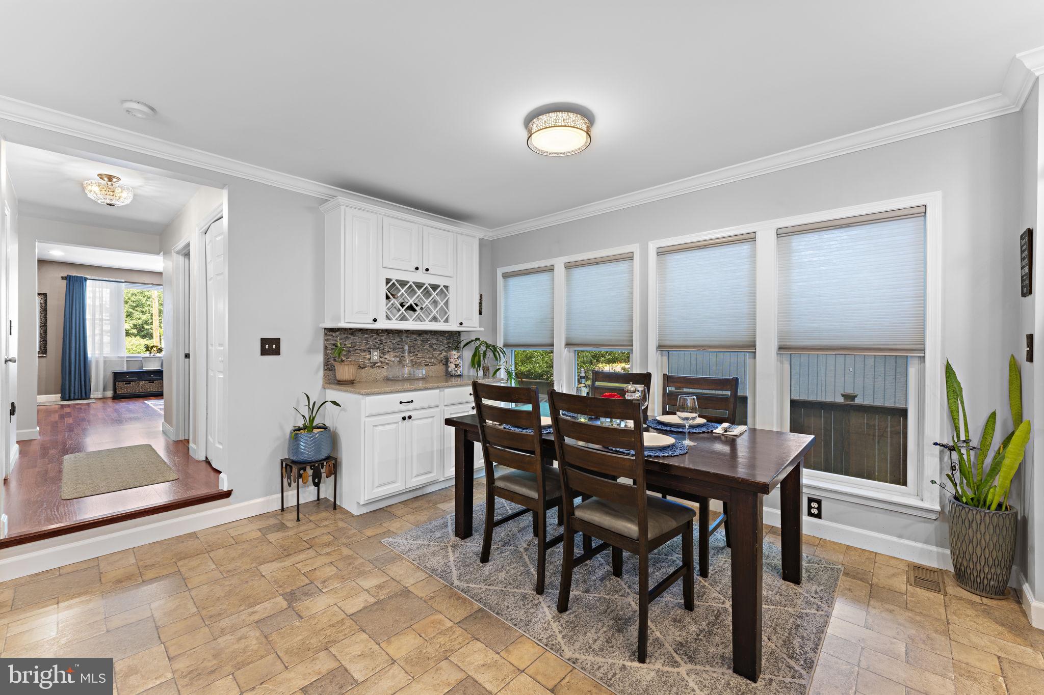 202 Adclare Rd