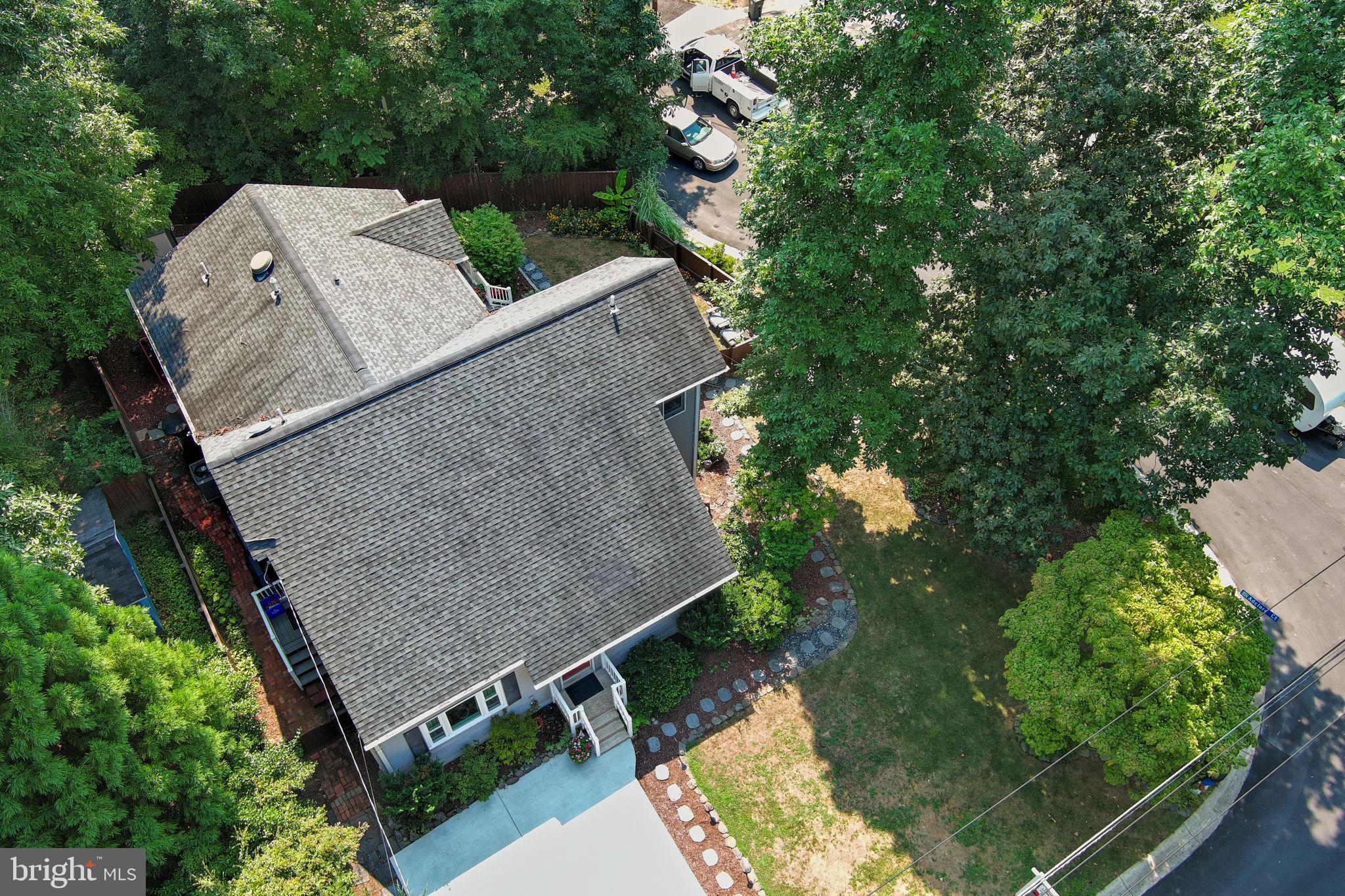 202 Adclare Rd