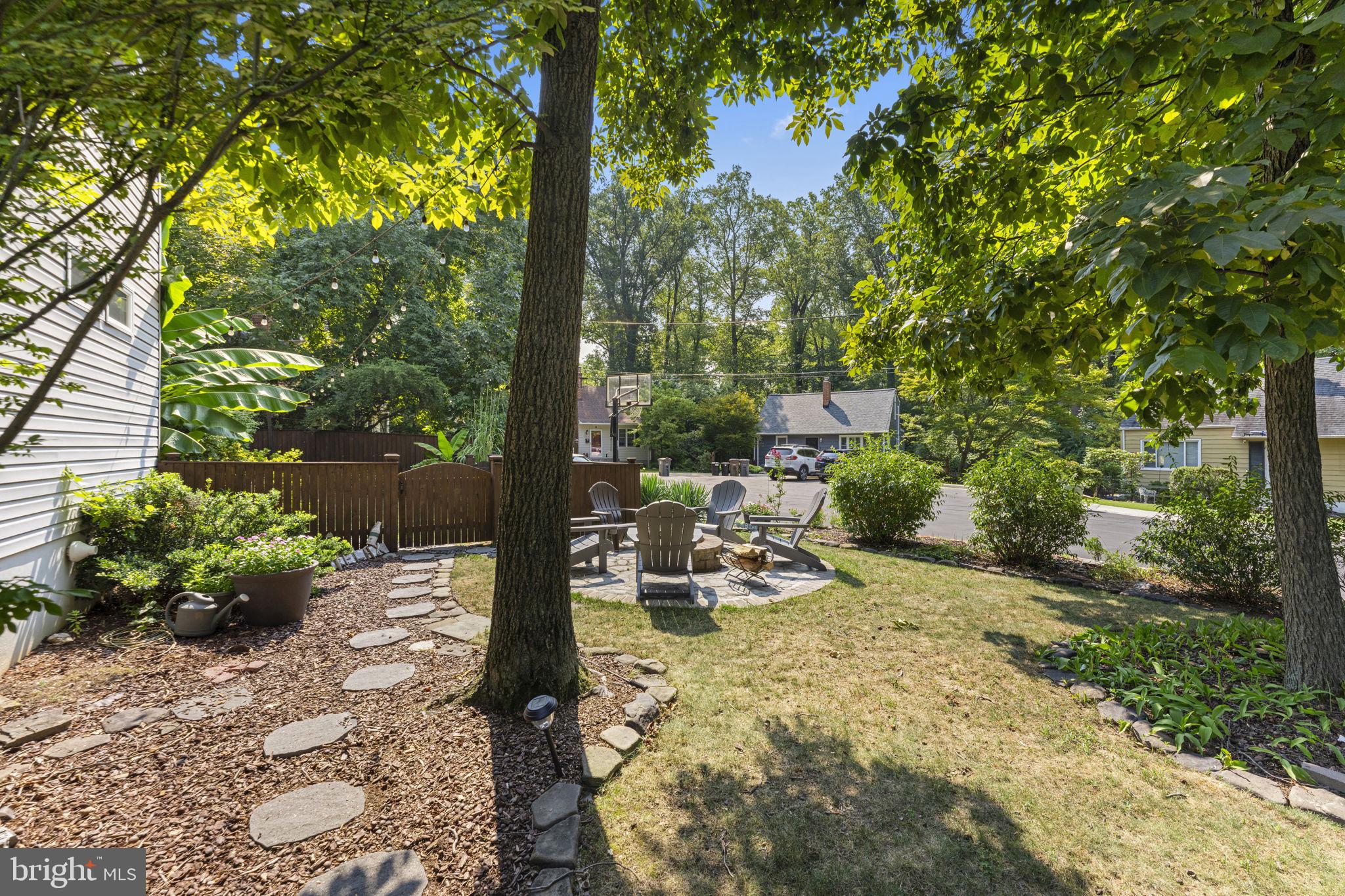 202 Adclare Rd