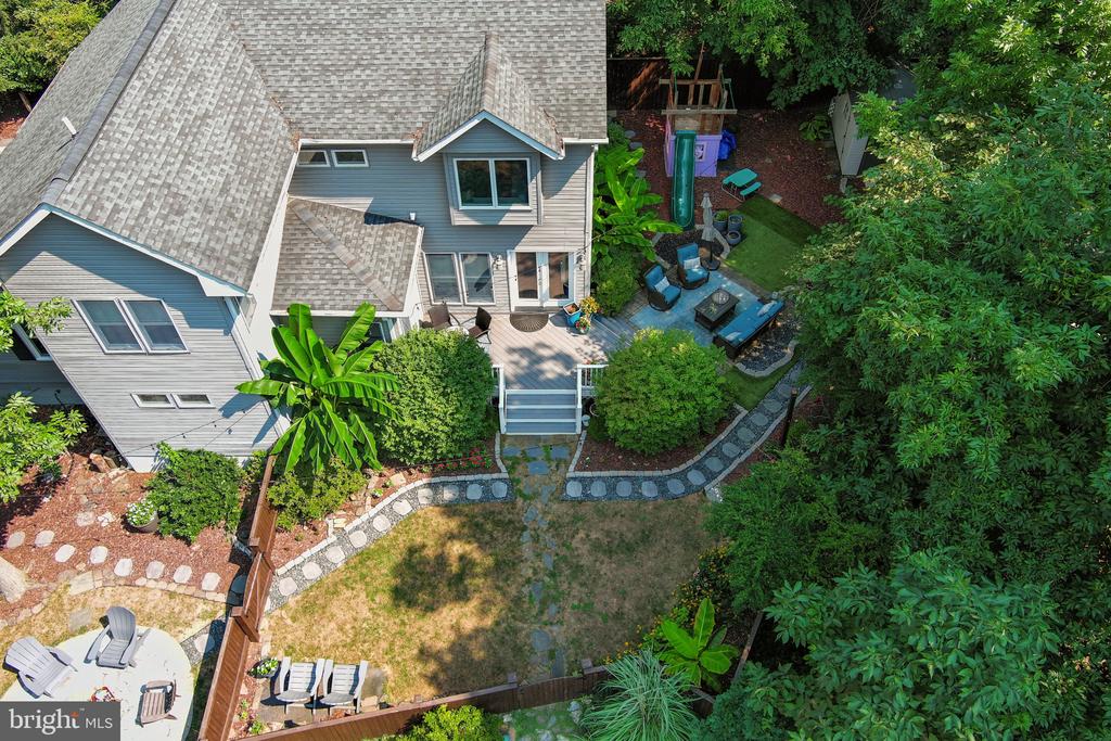 202 Adclare Rd