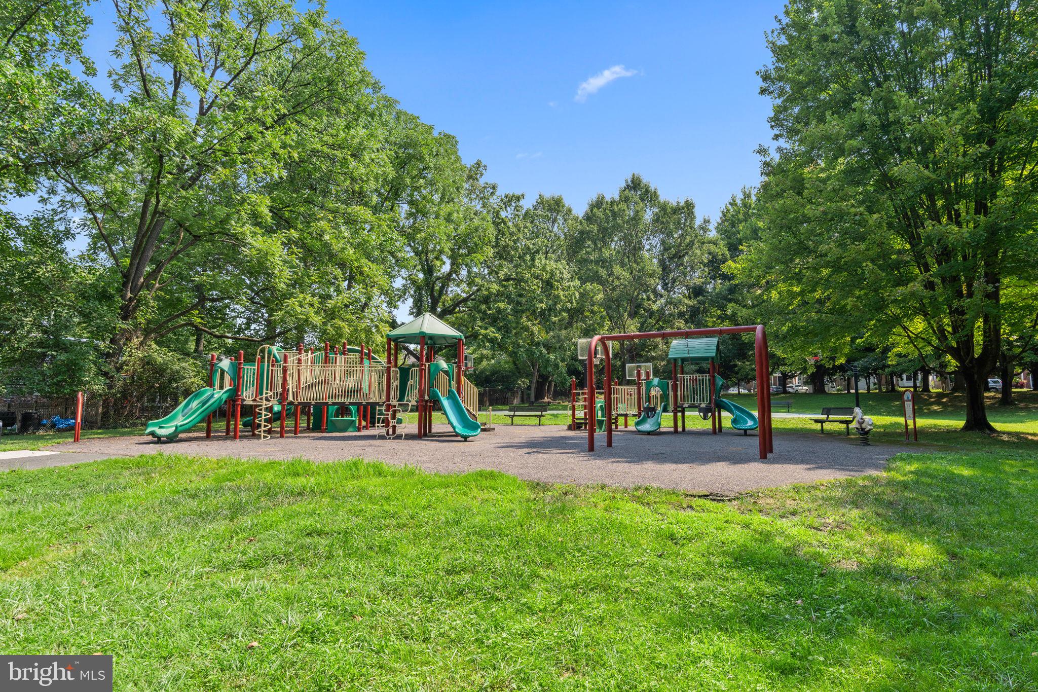 202 Adclare Rd