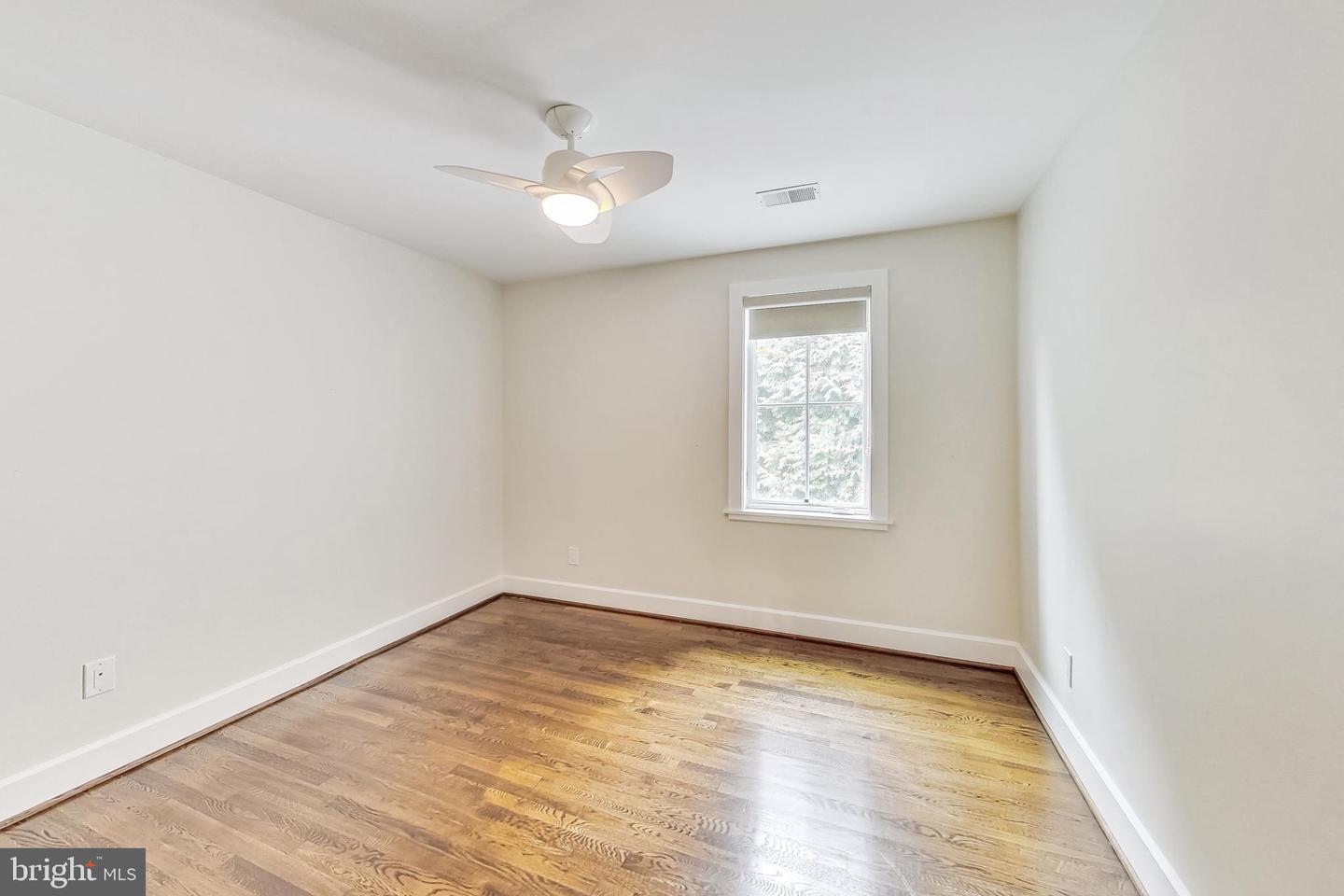 10204 Gary Rd