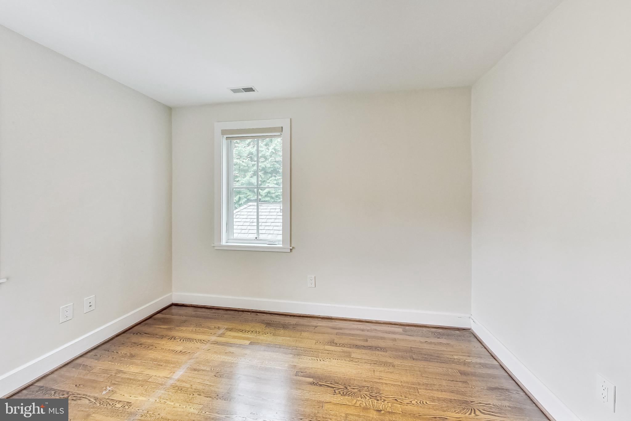 10204 Gary Rd