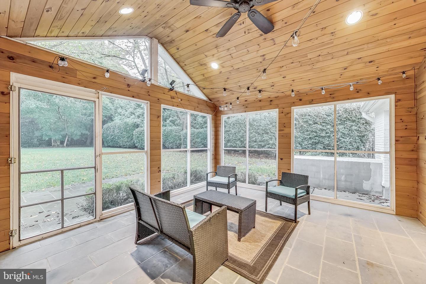 10204 Gary Rd