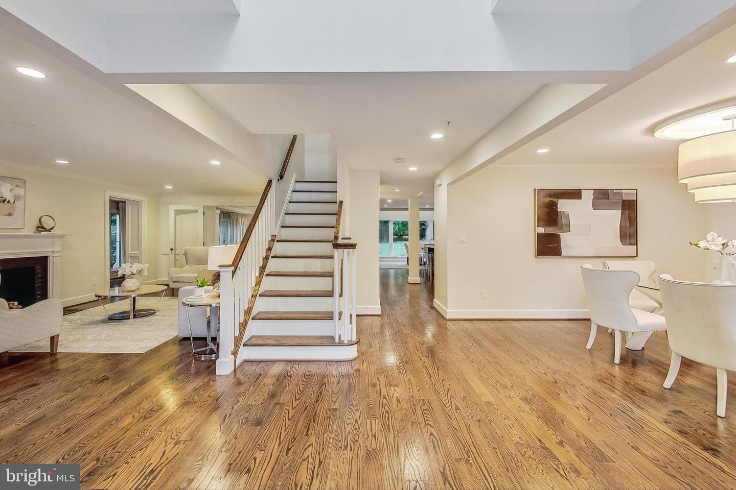 10204 Gary Rd