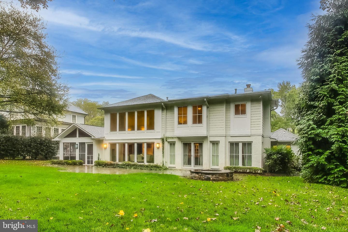 10204 Gary Rd