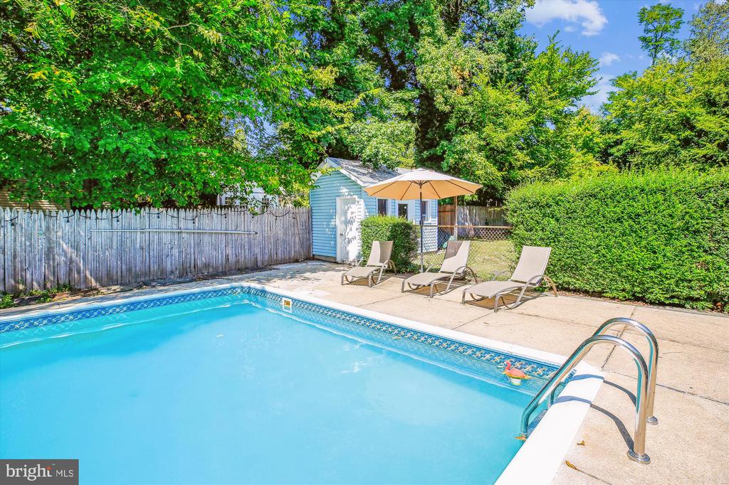 13705 Frankfort Ct