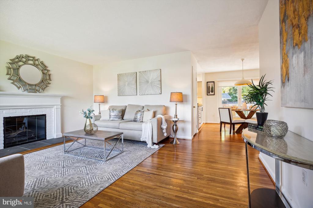 13705 Frankfort Ct