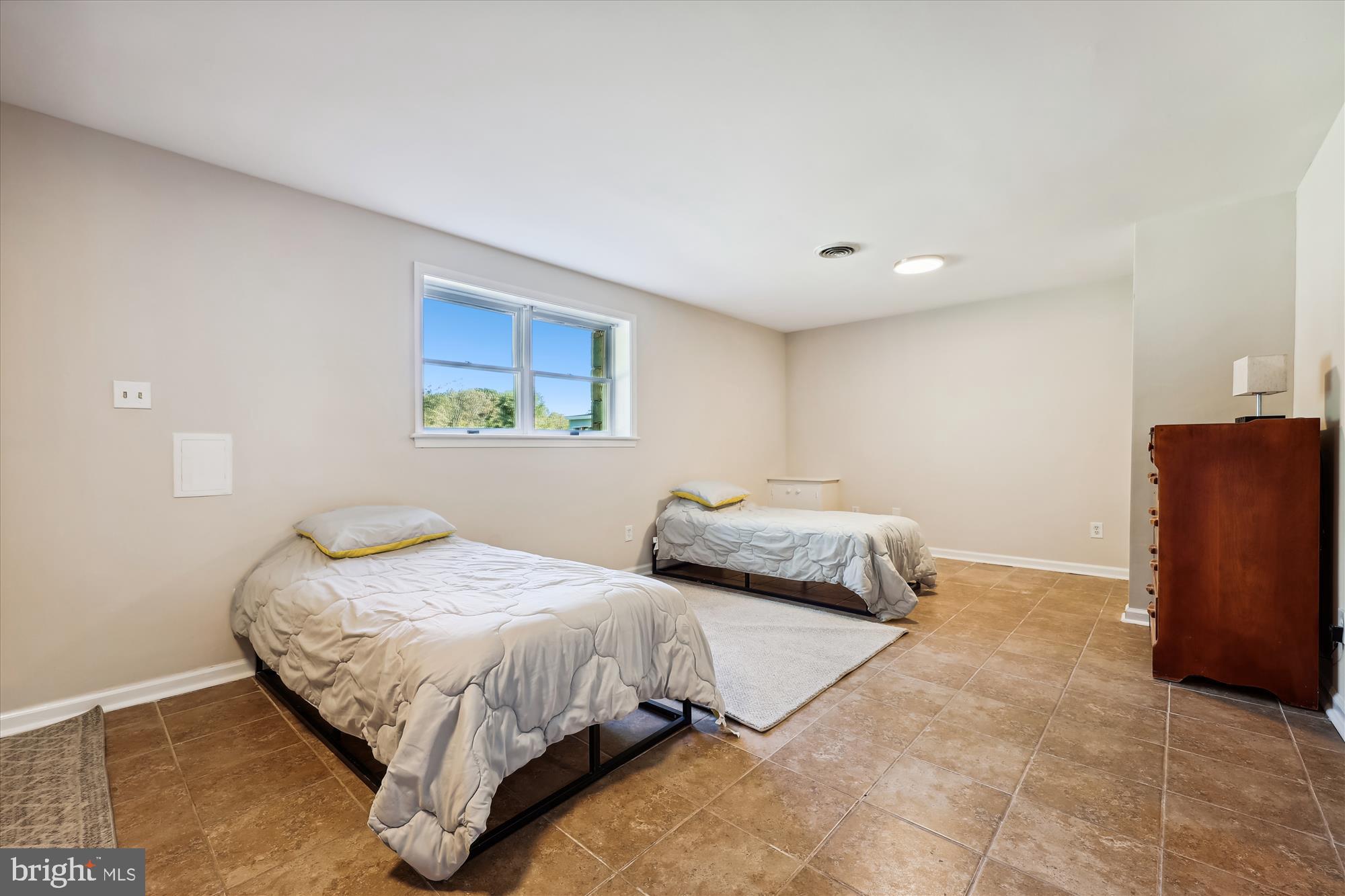 14001 Berryville Rd