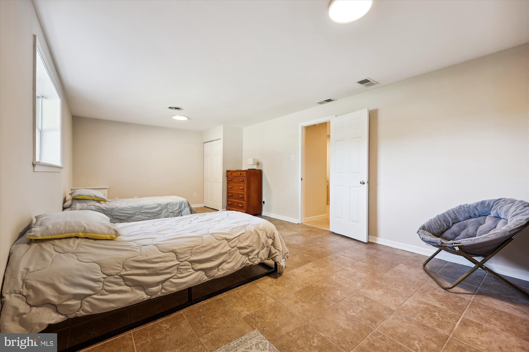 14001 Berryville Rd