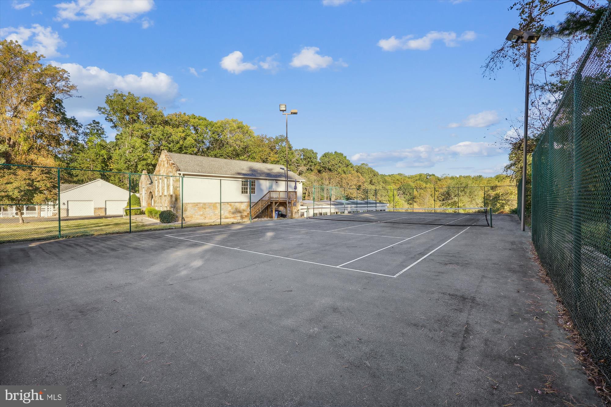 14001 Berryville Rd