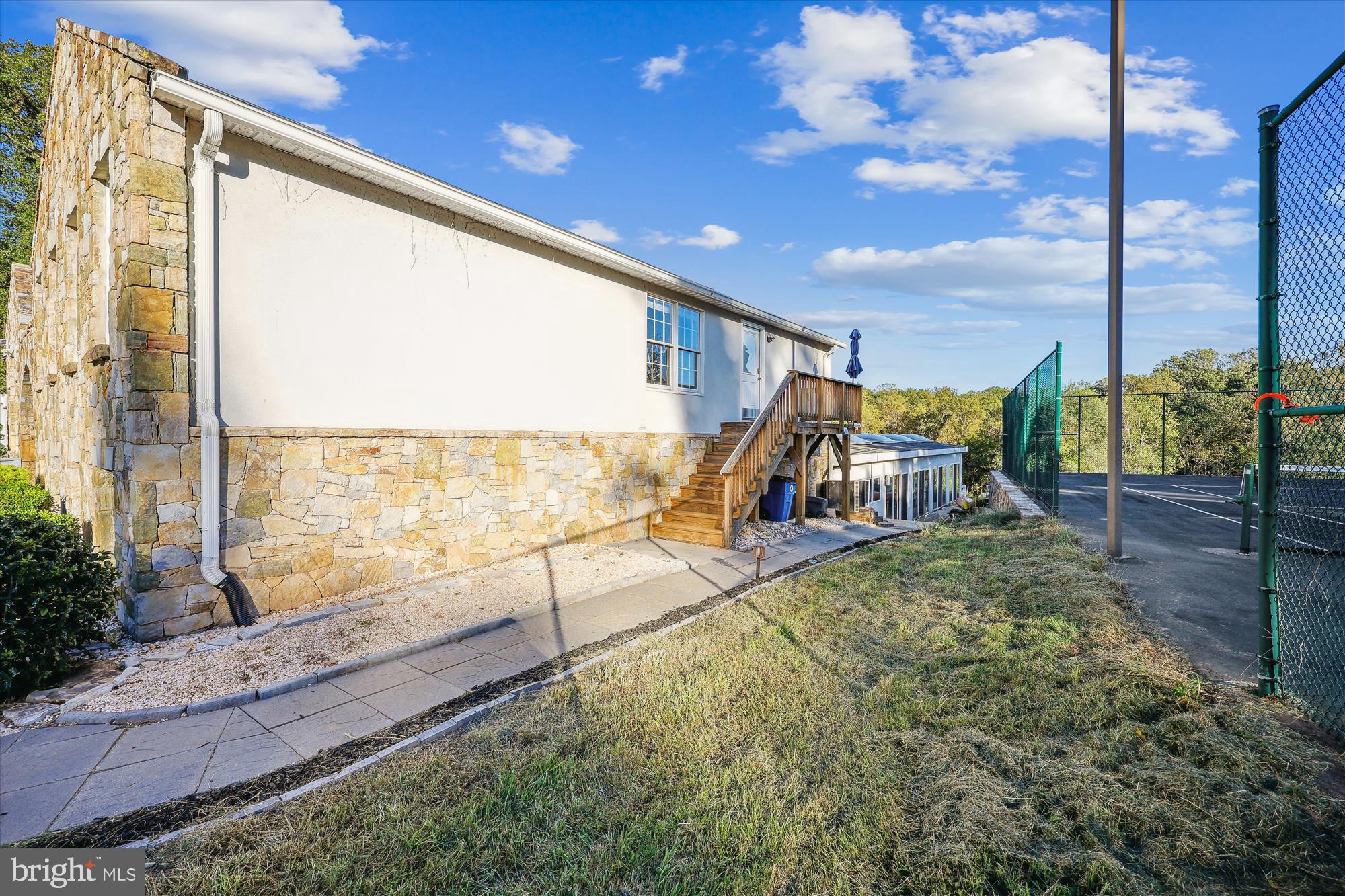 14001 Berryville Rd