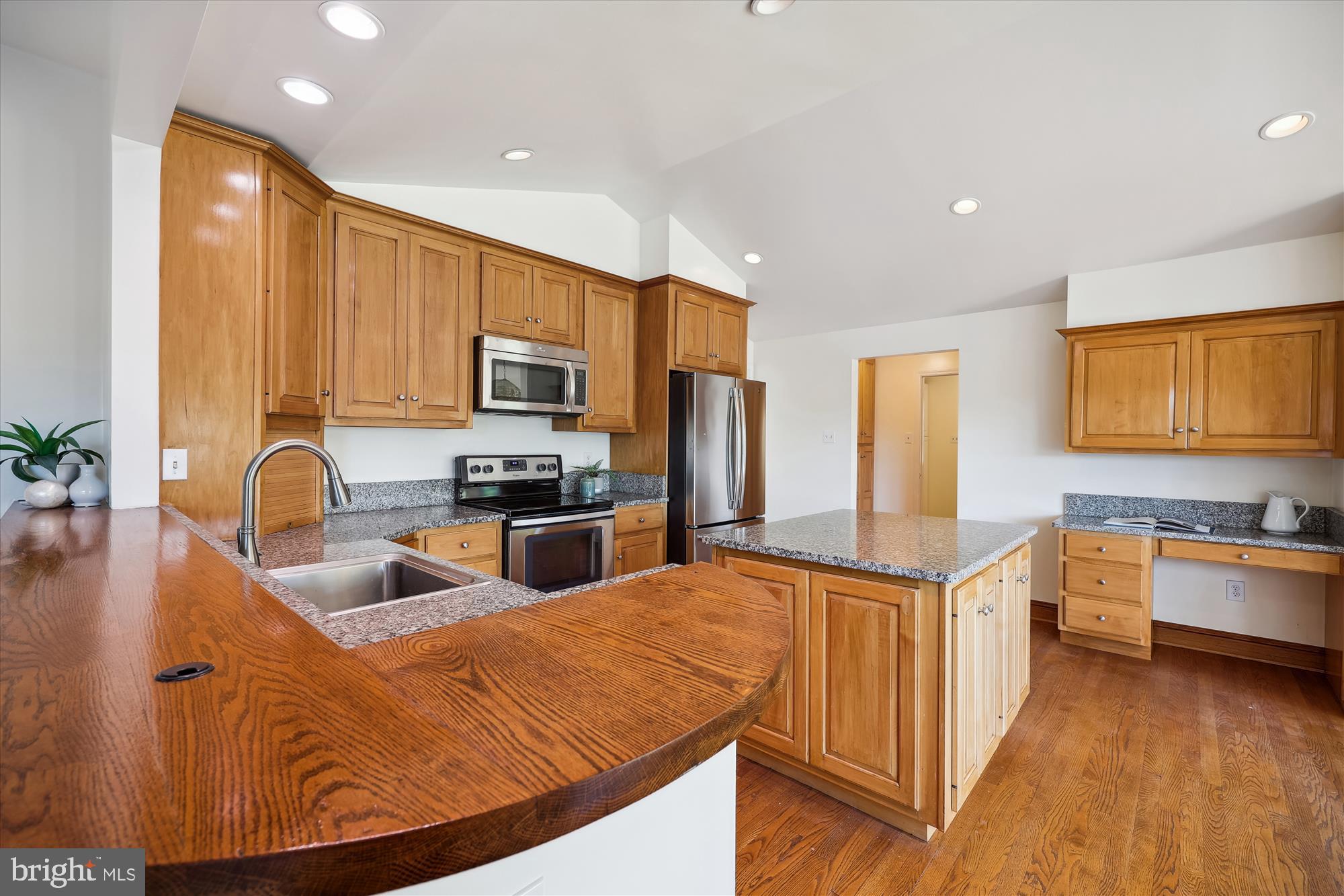 14001 Berryville Rd