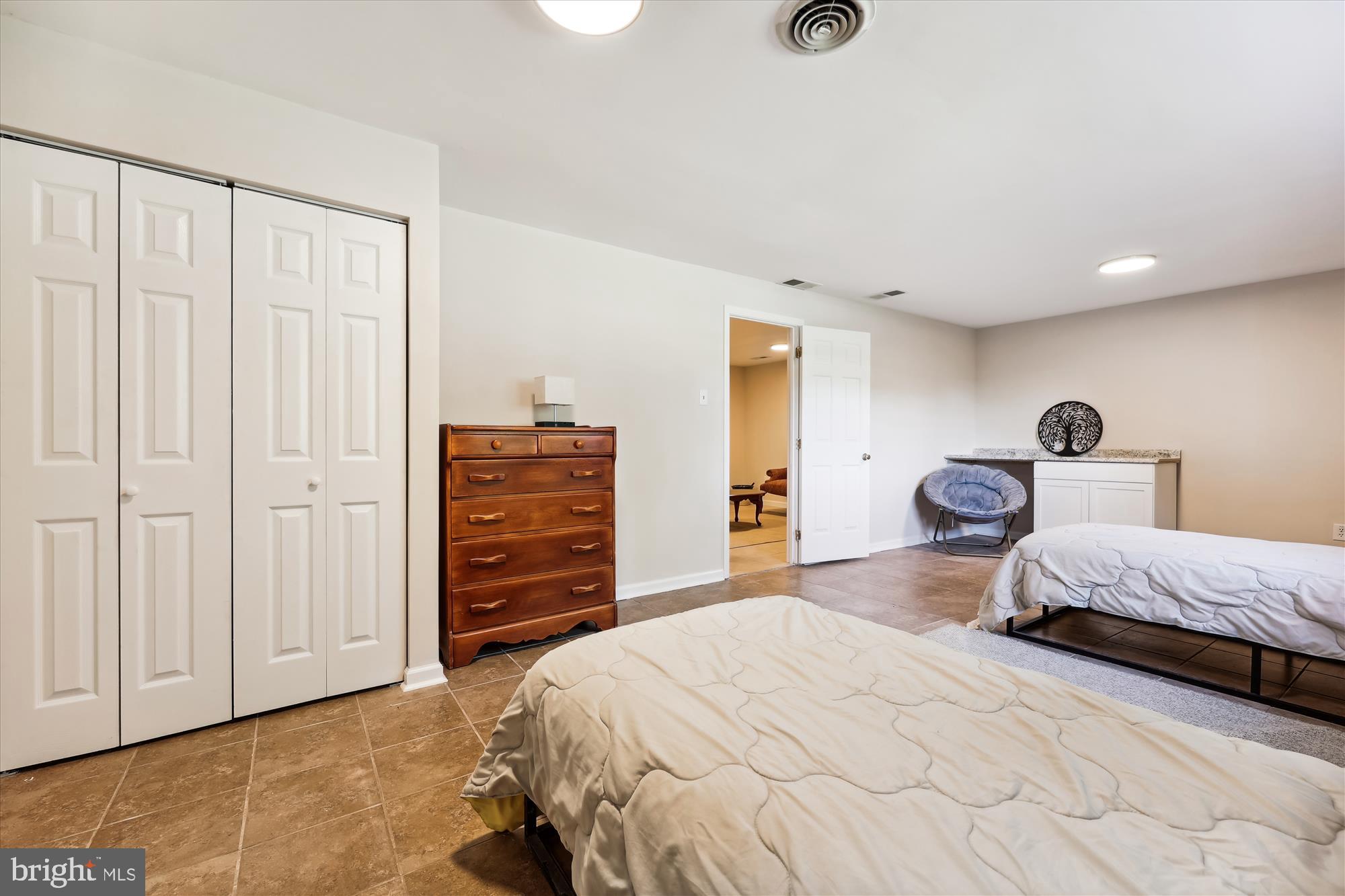 14001 Berryville Rd