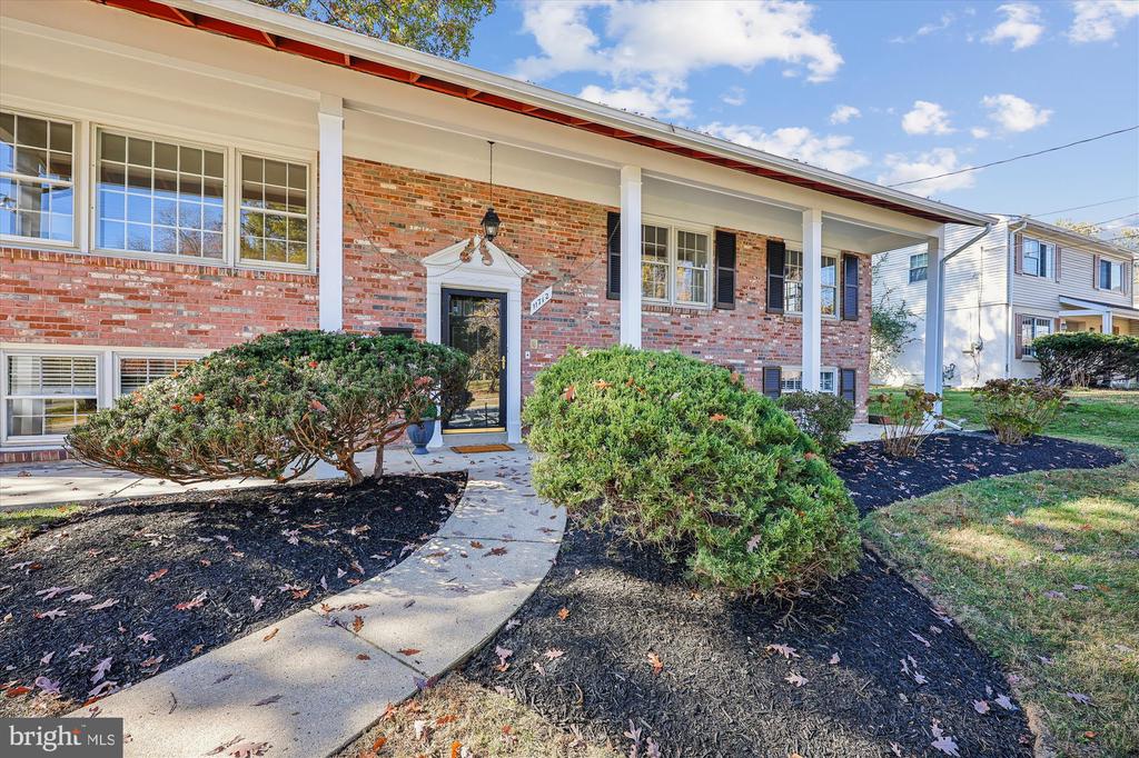 11712 Seven Locks Rd