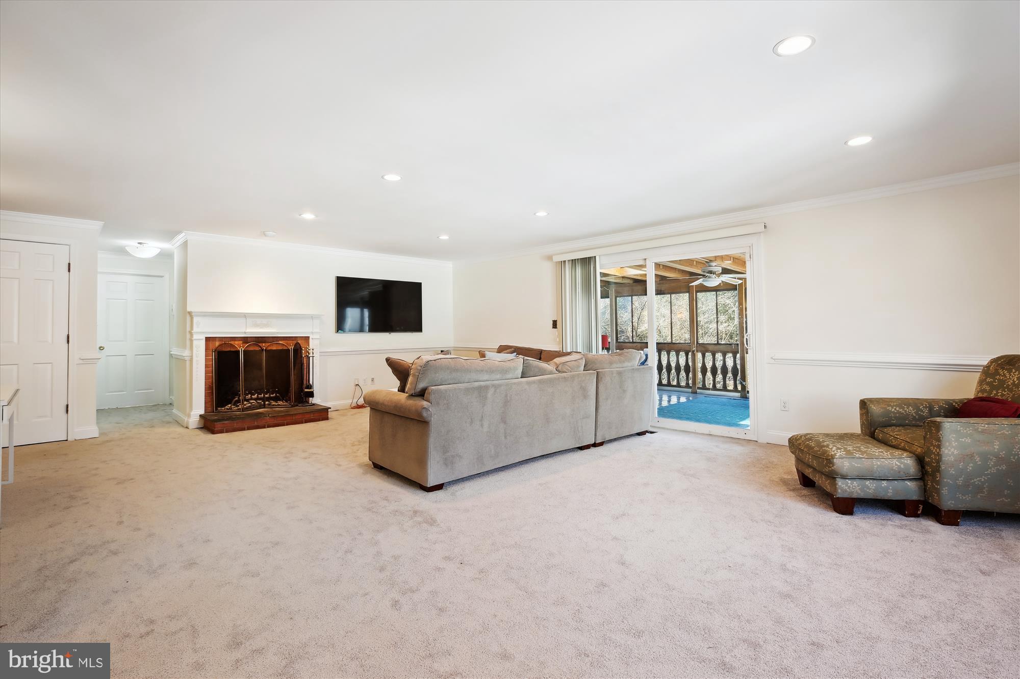 11316 Hounds Way