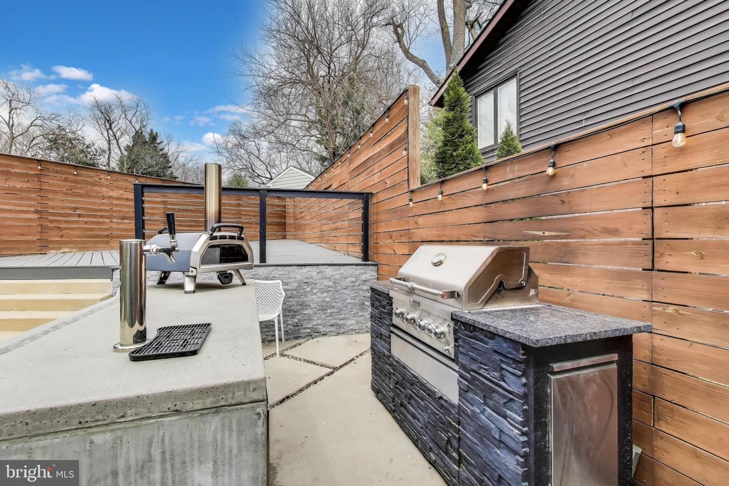 11305 Soward Dr