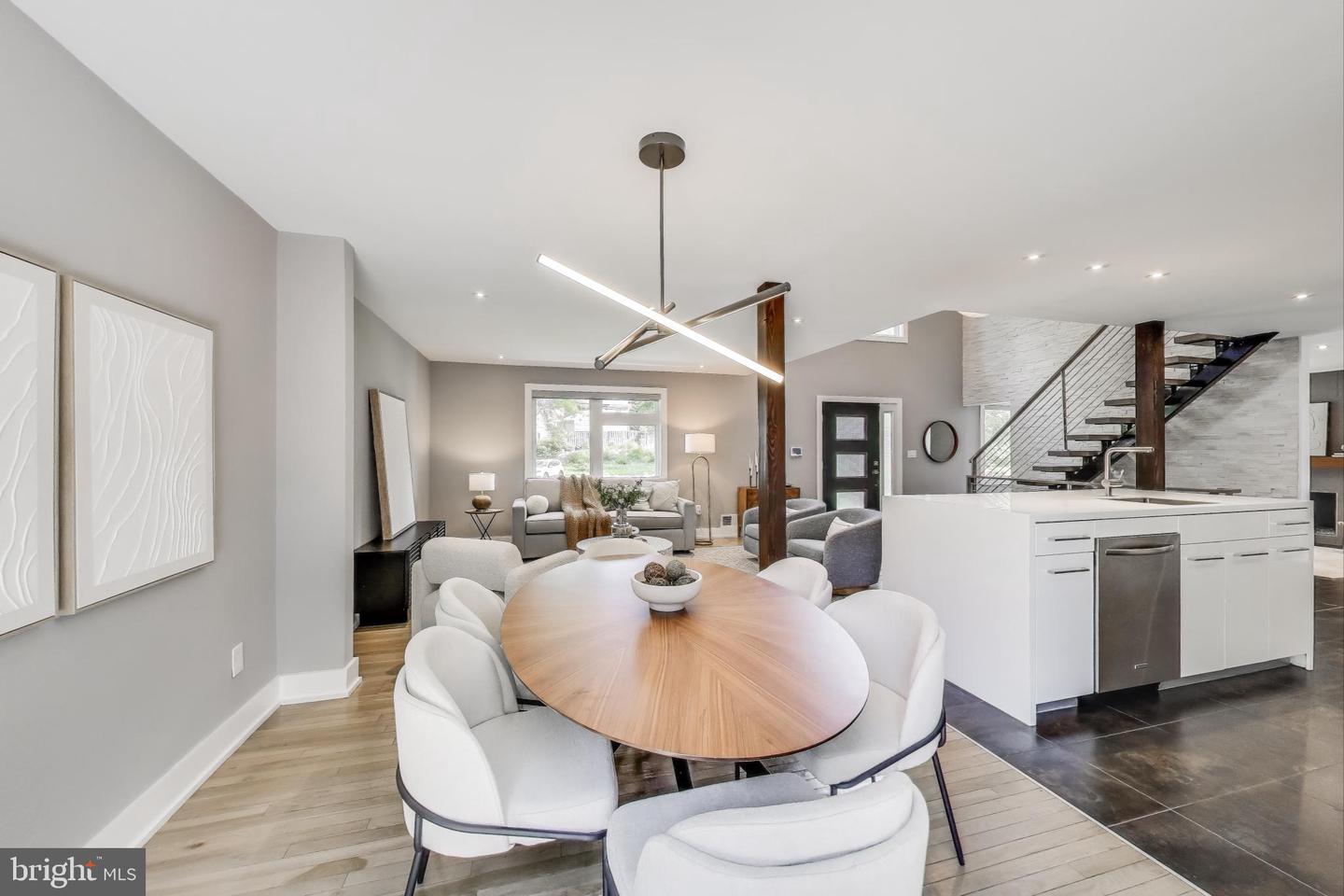 11305 Soward Dr