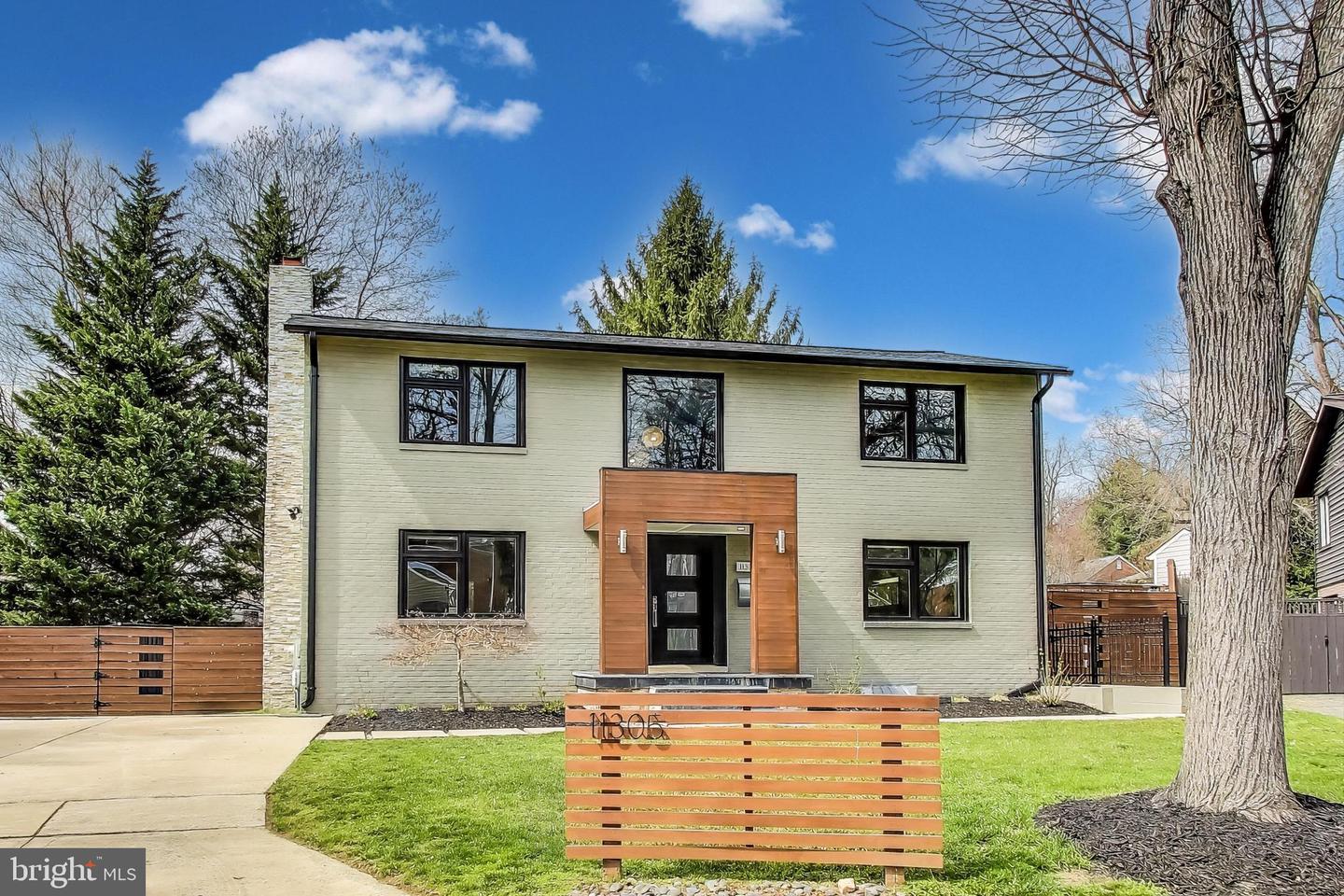 11305 Soward Dr