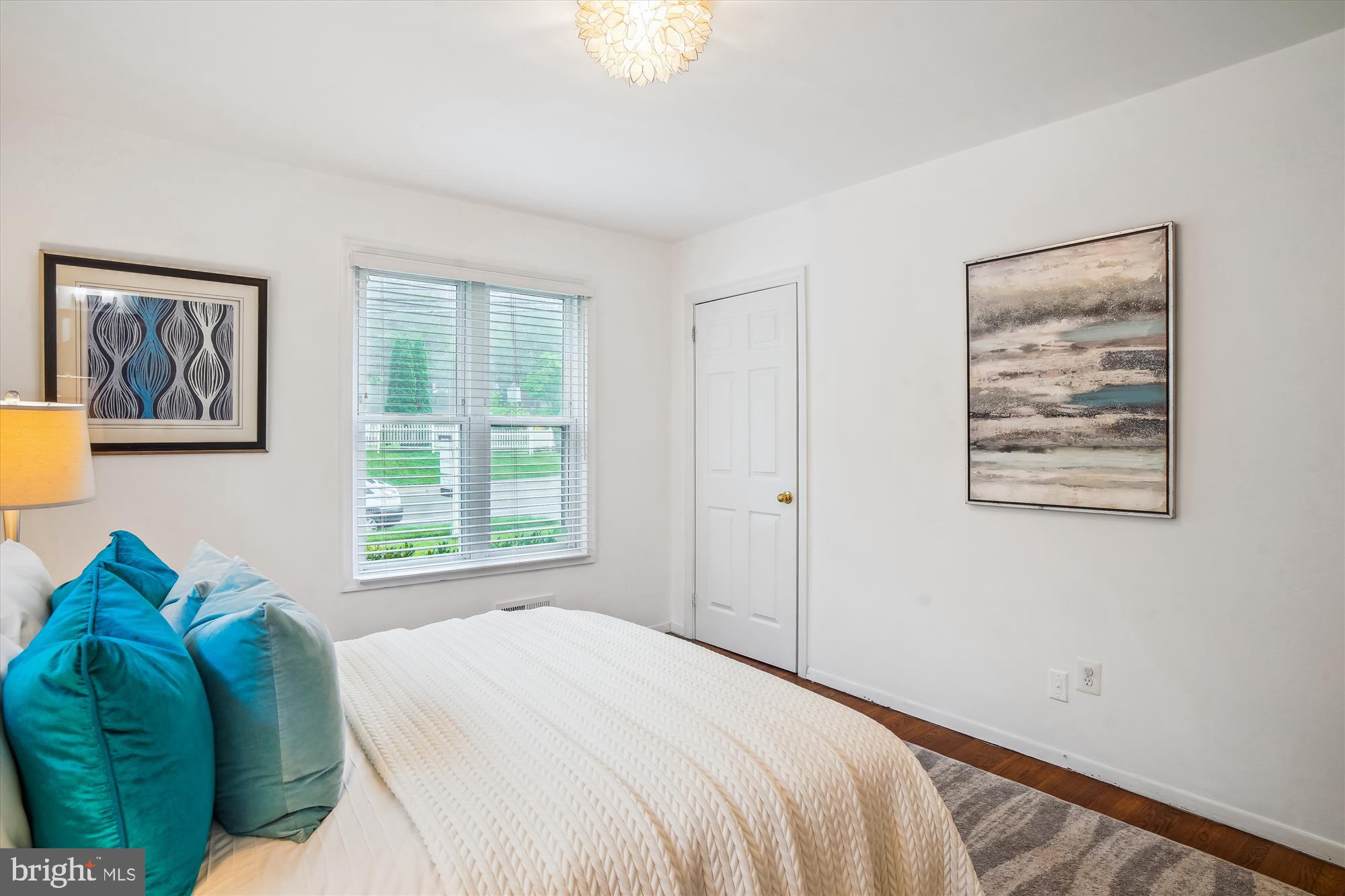 11128 Newport Mill Rd