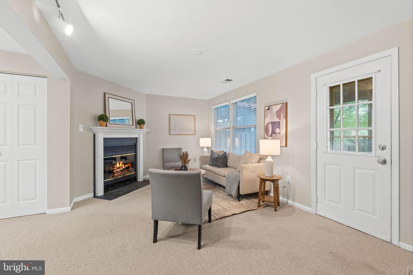 115 Fleece Flower Dr