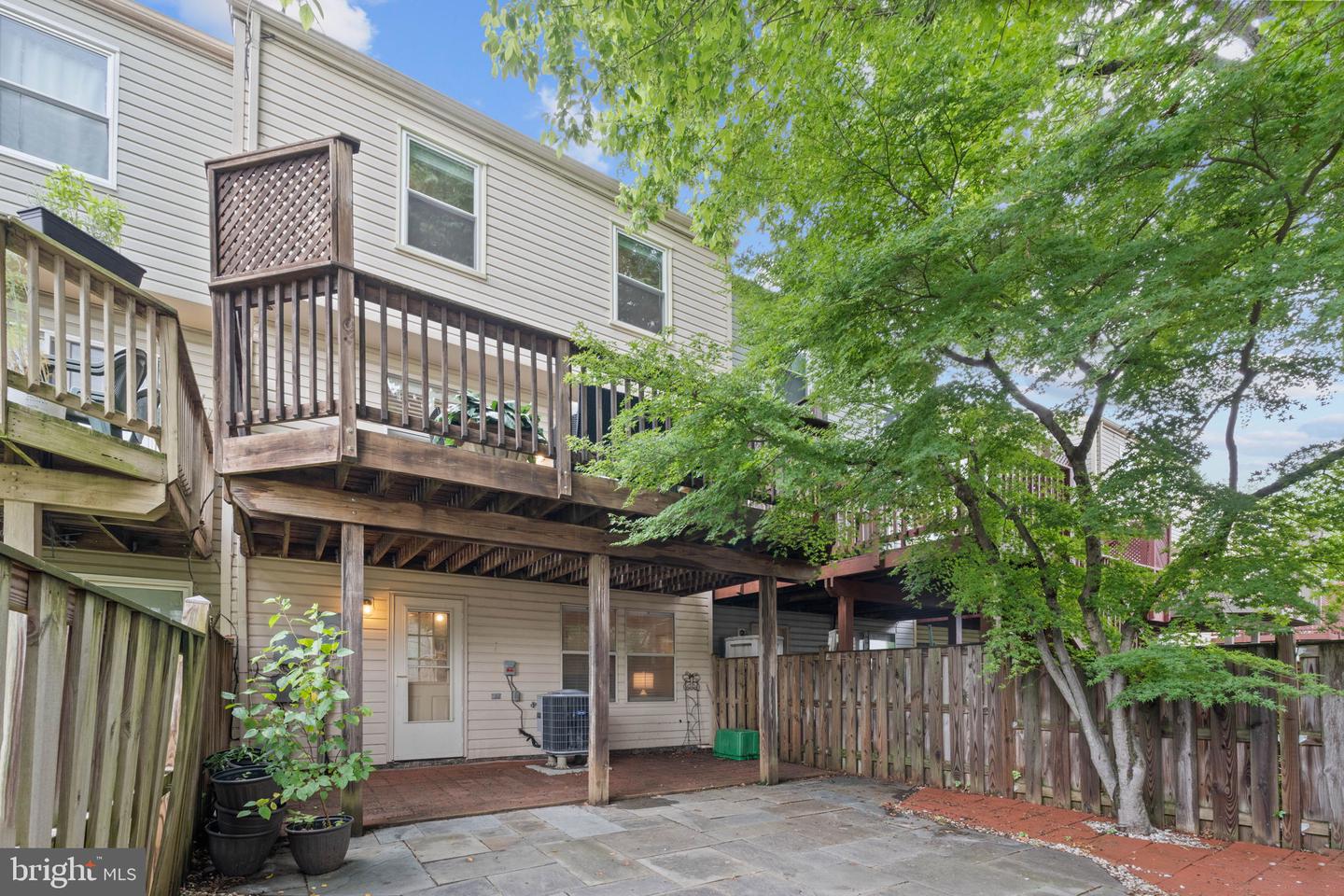115 Fleece Flower Dr