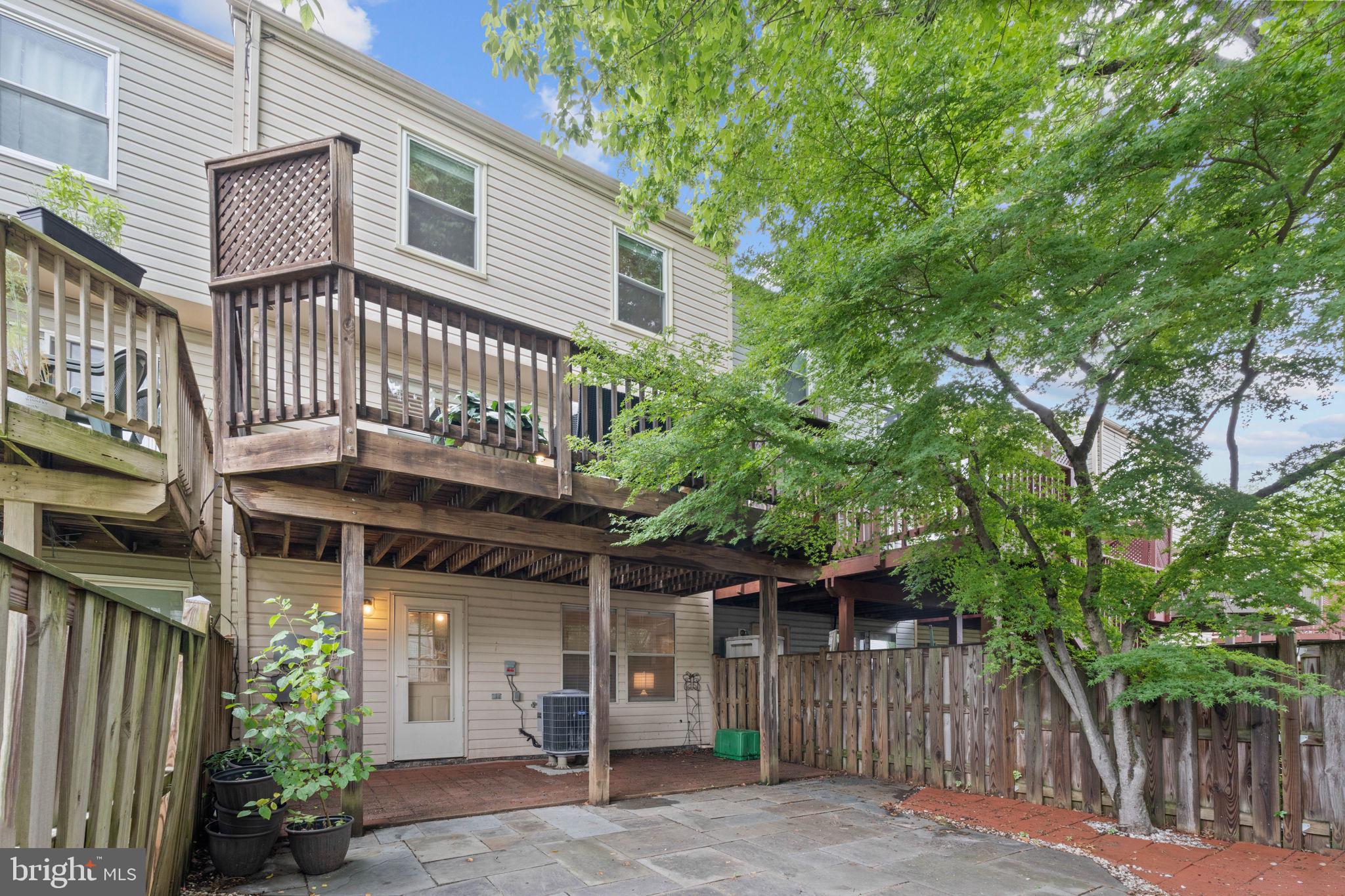 115 Fleece Flower Dr