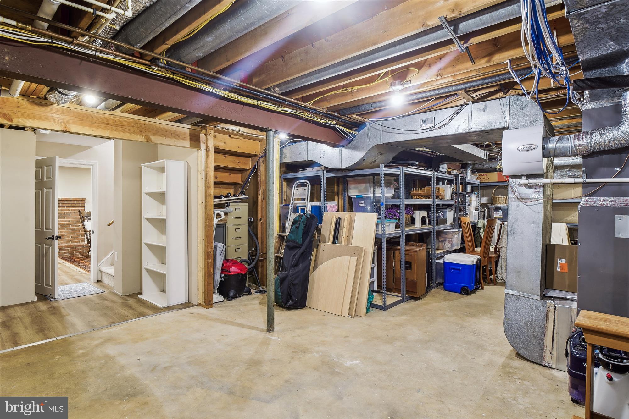 1505 TUCKER LANE