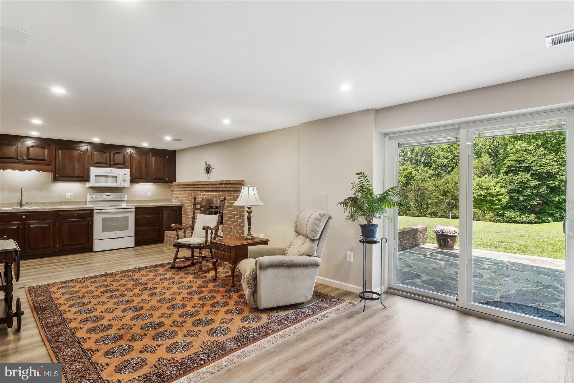 1505 TUCKER LANE