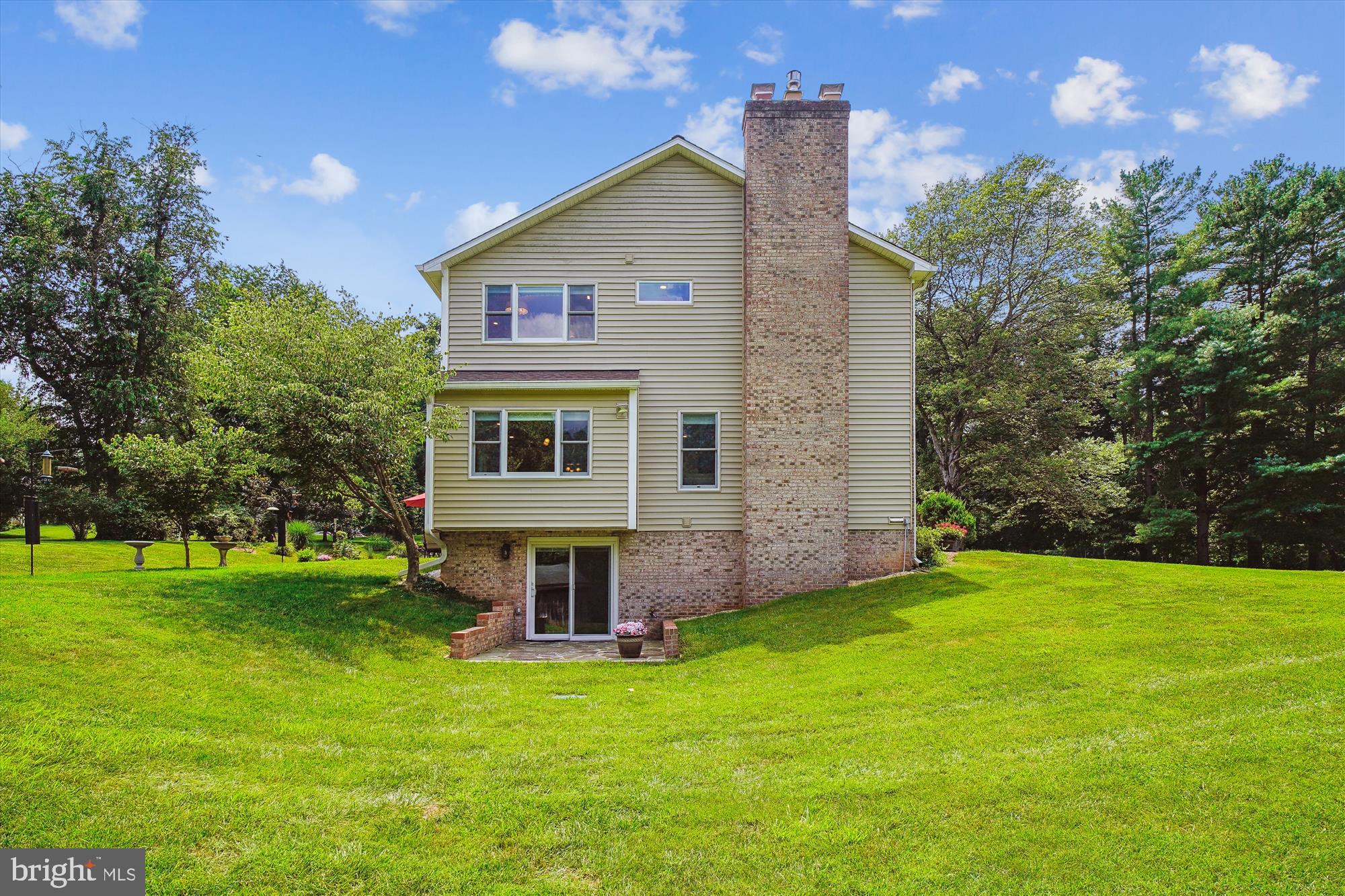 1505 TUCKER LANE