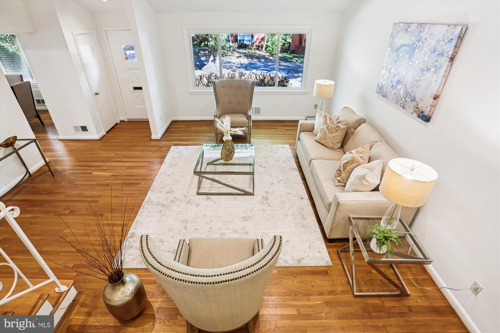 3504 GLENMOOR DRIVE