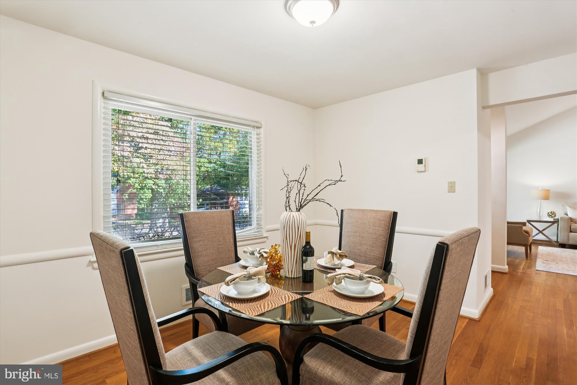 3504 GLENMOOR DRIVE