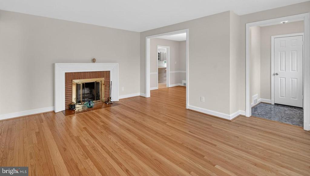 4503 WOODFIELD ROAD
