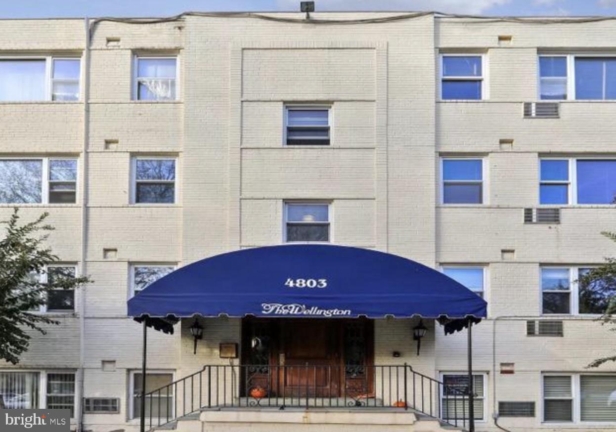 4803 WELLINGTON DRIVE 104