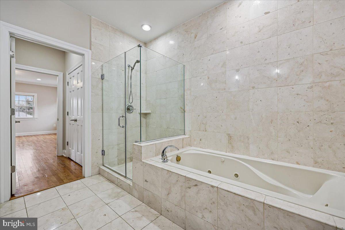 4902 DERUSSEY PARKWAY