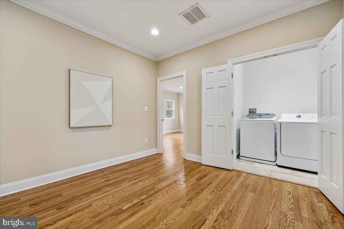 4902 DERUSSEY PARKWAY