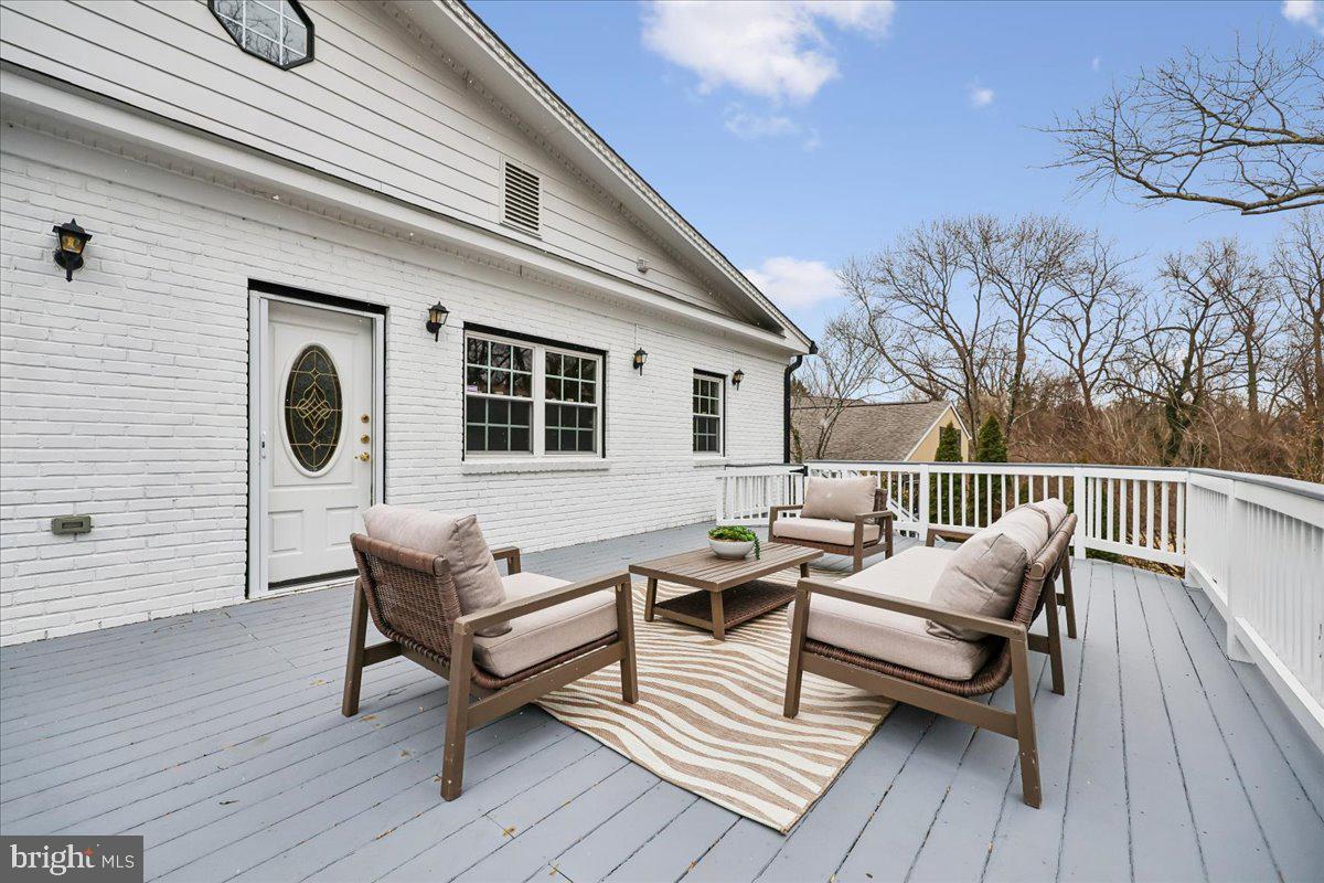 4902 DERUSSEY PARKWAY