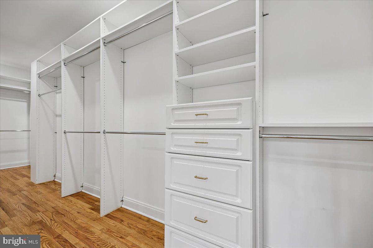 4902 DERUSSEY PARKWAY