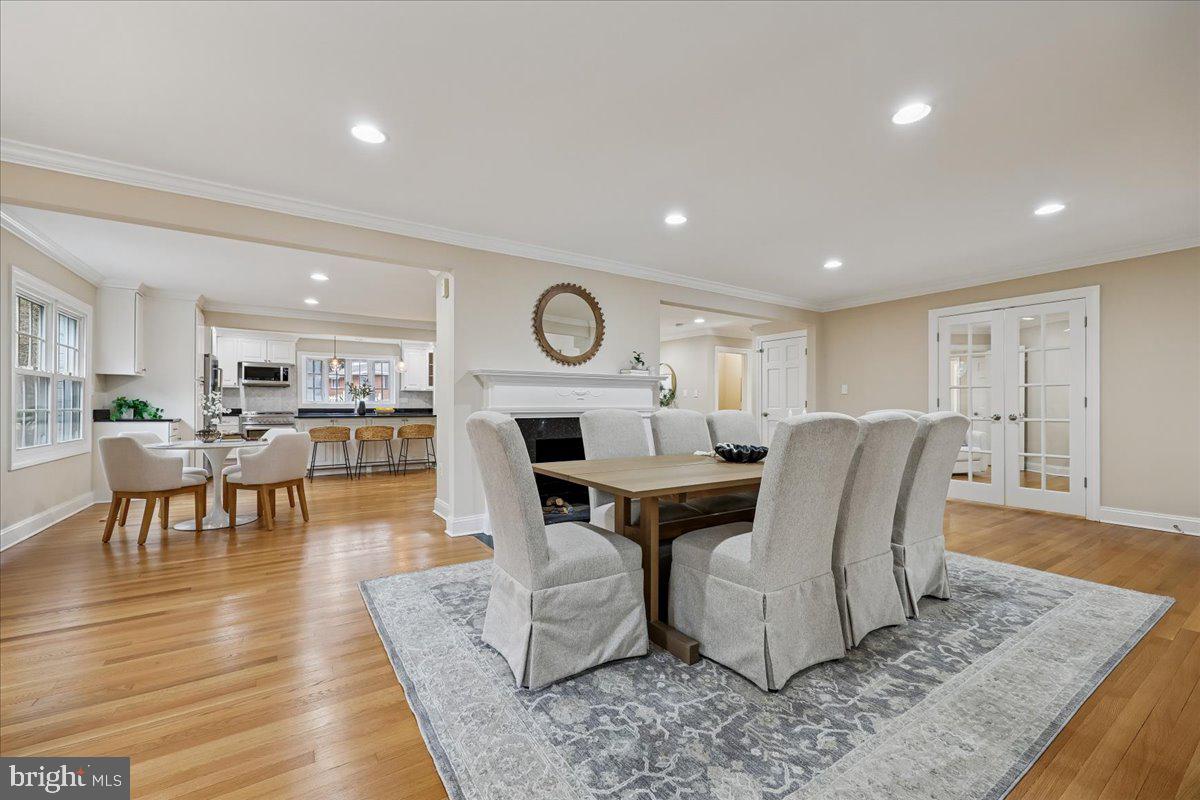 4902 DERUSSEY PARKWAY